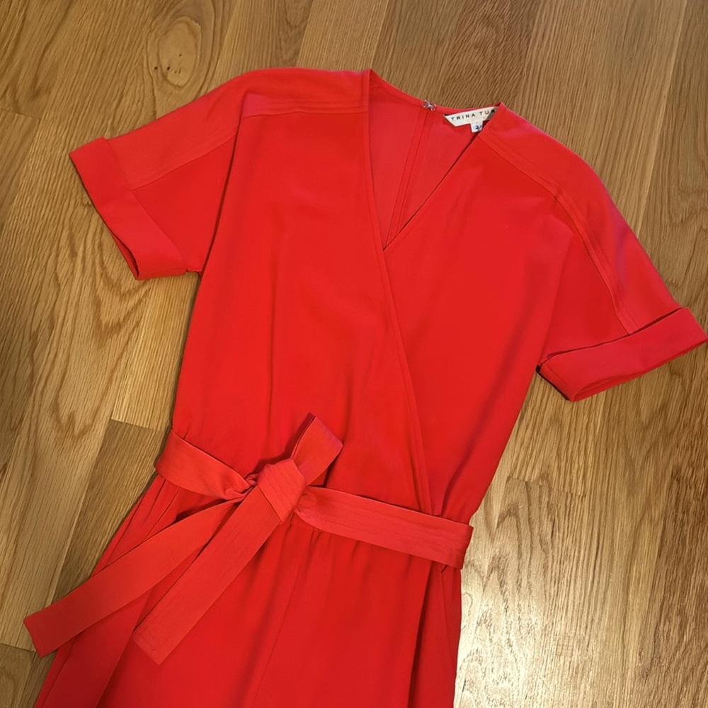 Beautiful TRINA TURK ORANGE/RED Jumpsuit with Belted Tie Size 2 EUC